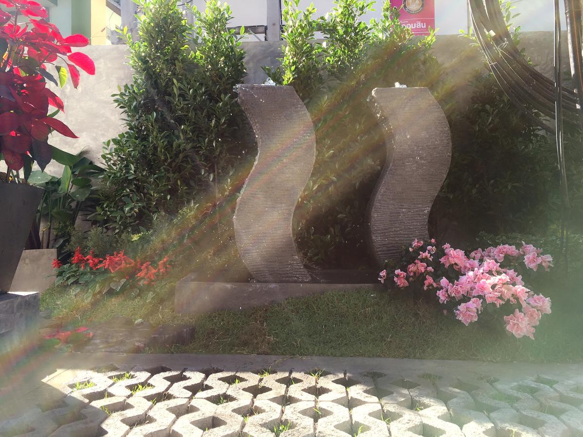 U Sleep Chiangmai Hotel Chiang Mai Exterior photo